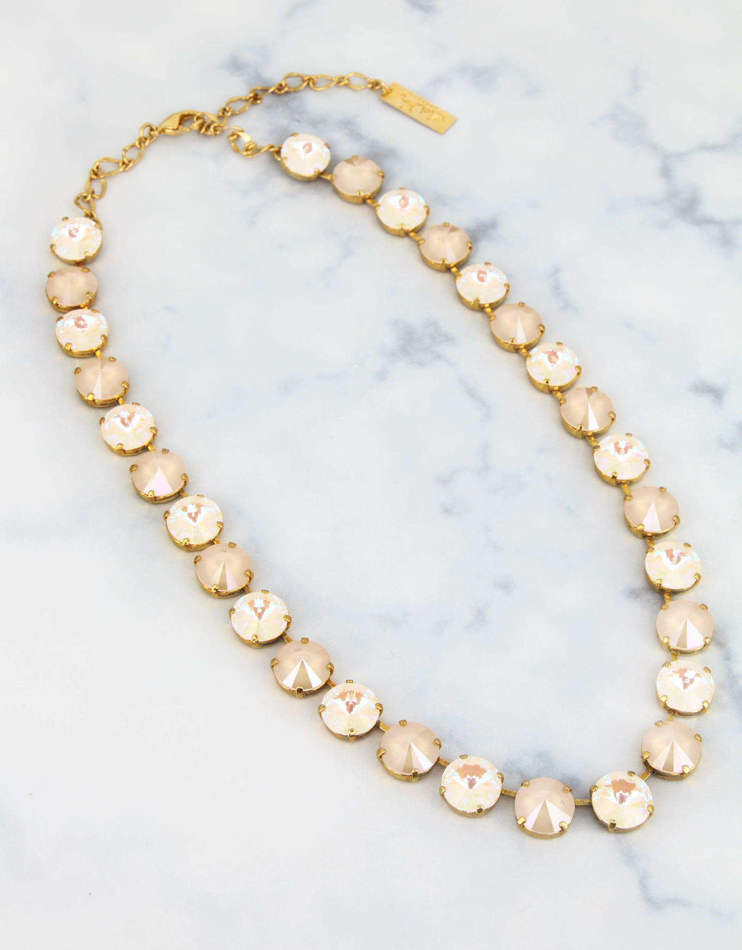 Light Grey Delite/ Gold