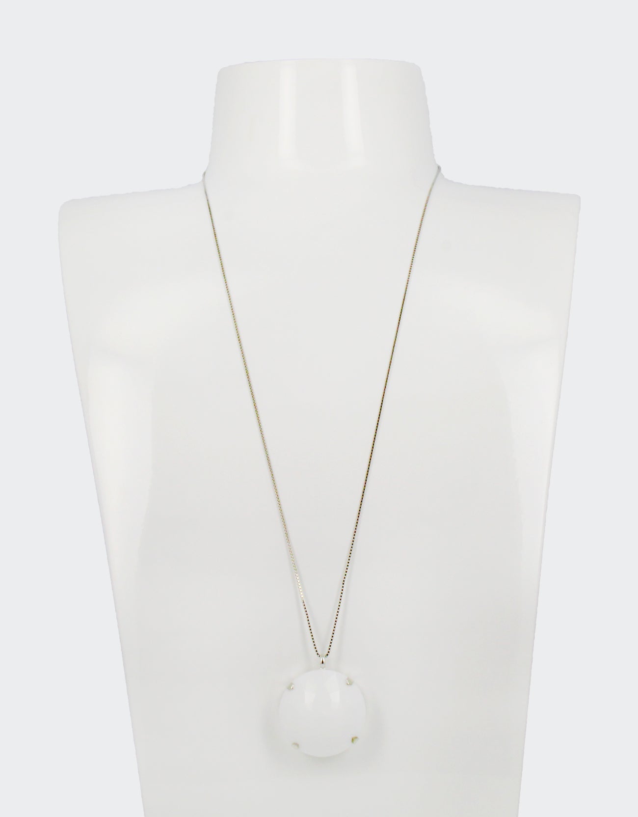 Chalk White/ Silver