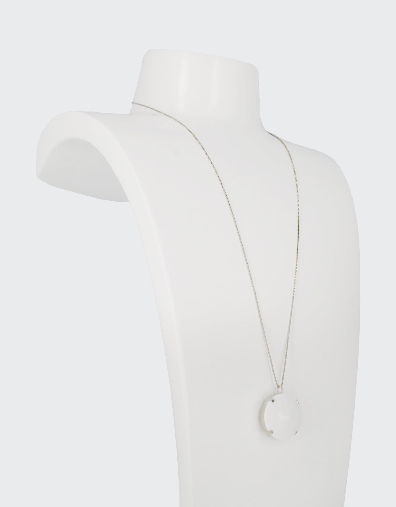 Chalk White/ Silver