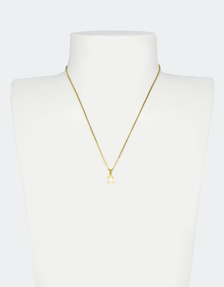White Pearl/ Gold
