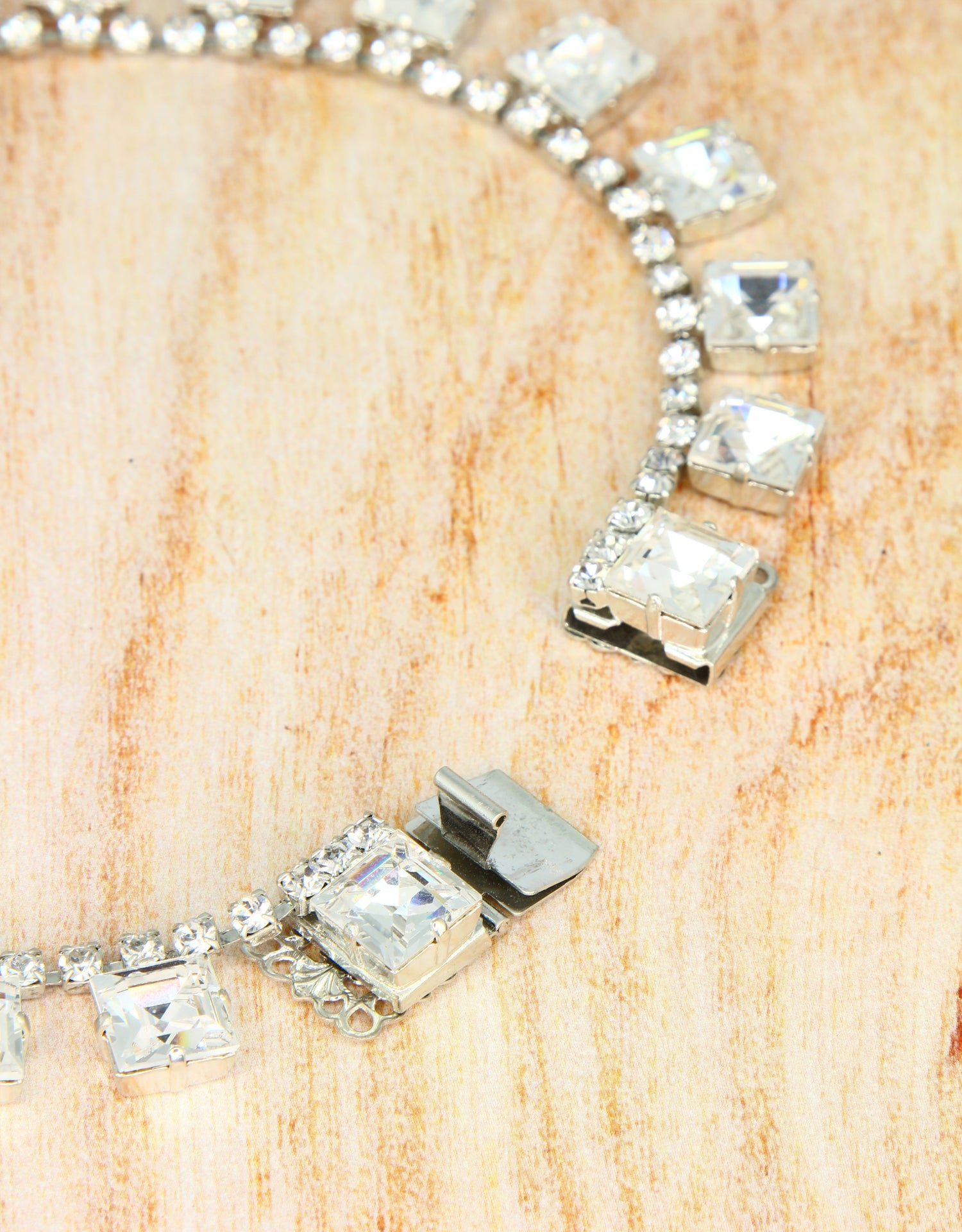 Crystal/